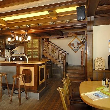 Отель Beim Holzschnitzer Dreis-Bruck Экстерьер фото