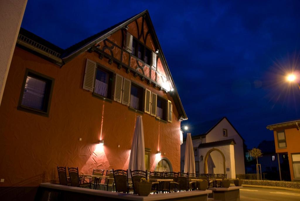 Отель Beim Holzschnitzer Dreis-Bruck Экстерьер фото